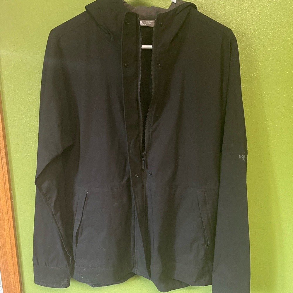 Light weight medium north face